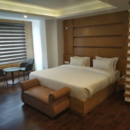 Hotel Beechwood Mussoorie Bagian luar foto
