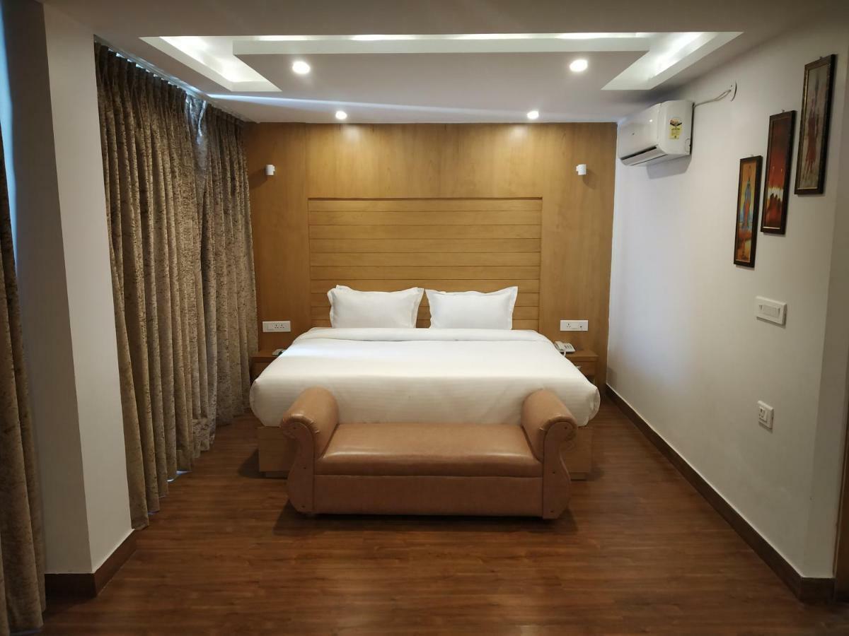 Hotel Beechwood Mussoorie Bagian luar foto