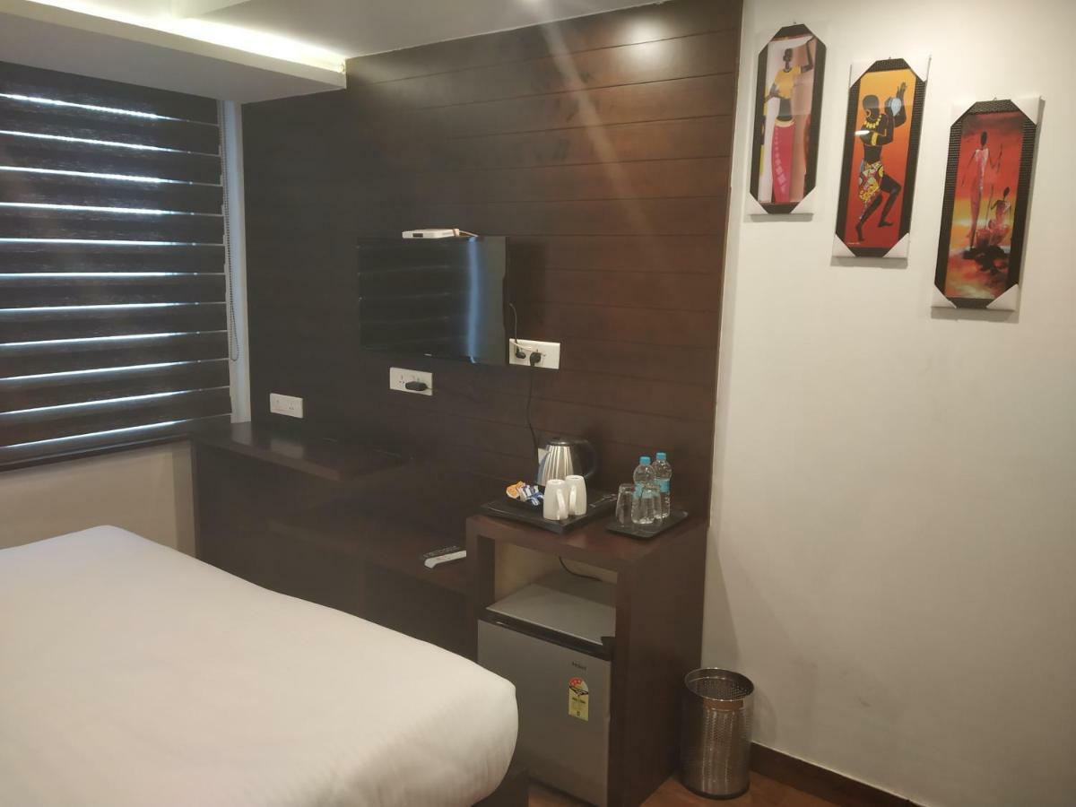Hotel Beechwood Mussoorie Bagian luar foto