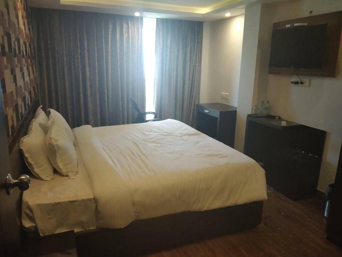 Hotel Beechwood Mussoorie Bagian luar foto