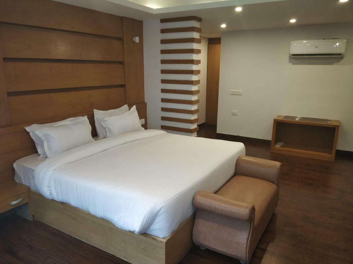 Hotel Beechwood Mussoorie Bagian luar foto