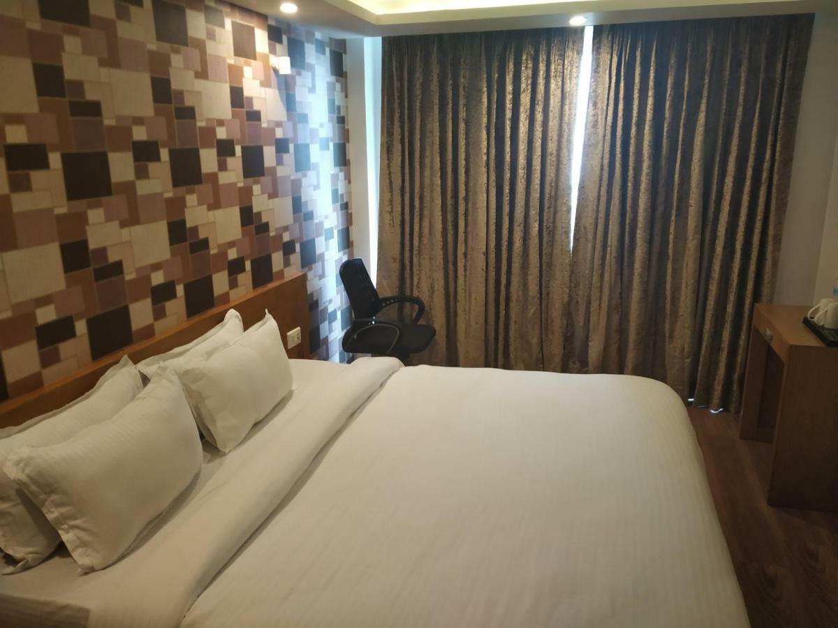 Hotel Beechwood Mussoorie Bagian luar foto