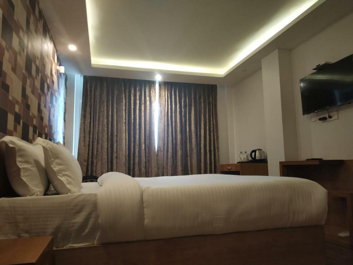 Hotel Beechwood Mussoorie Bagian luar foto