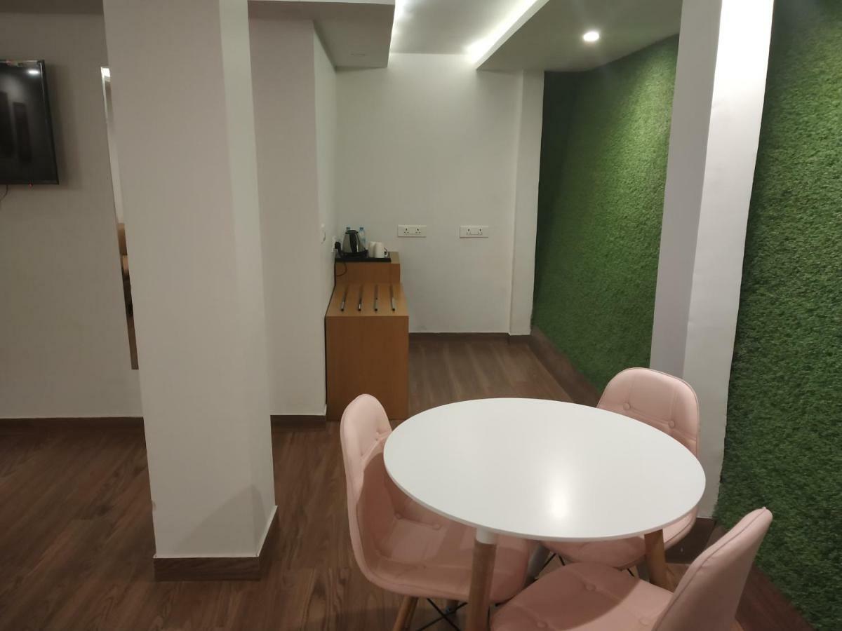 Hotel Beechwood Mussoorie Bagian luar foto